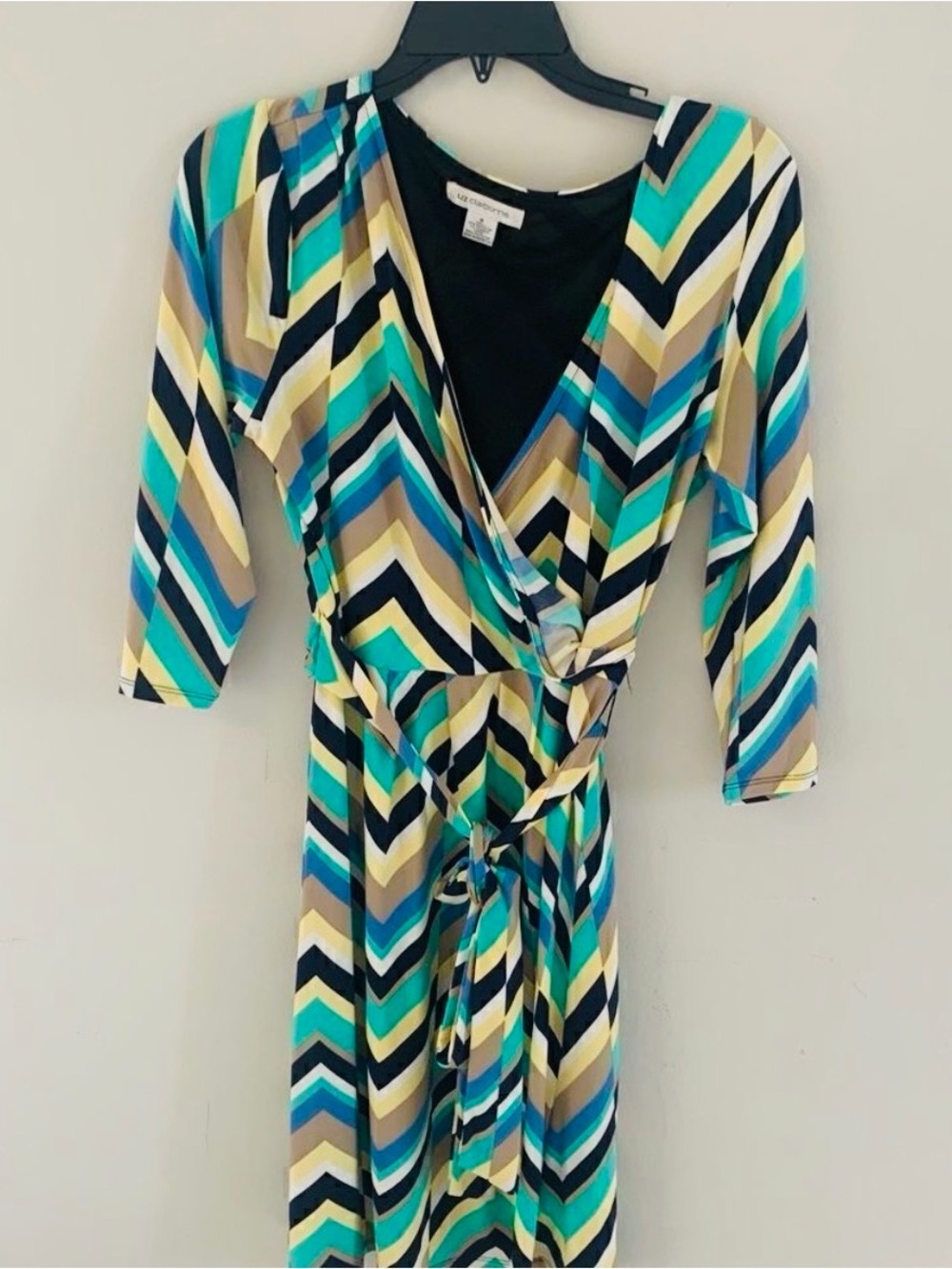 Liz Claiborne Faux Wrap Chevron Dress - M